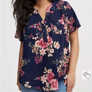 NWT Torrid Harper Challis Short Sleeve Blouse Navy Floral Sz 2